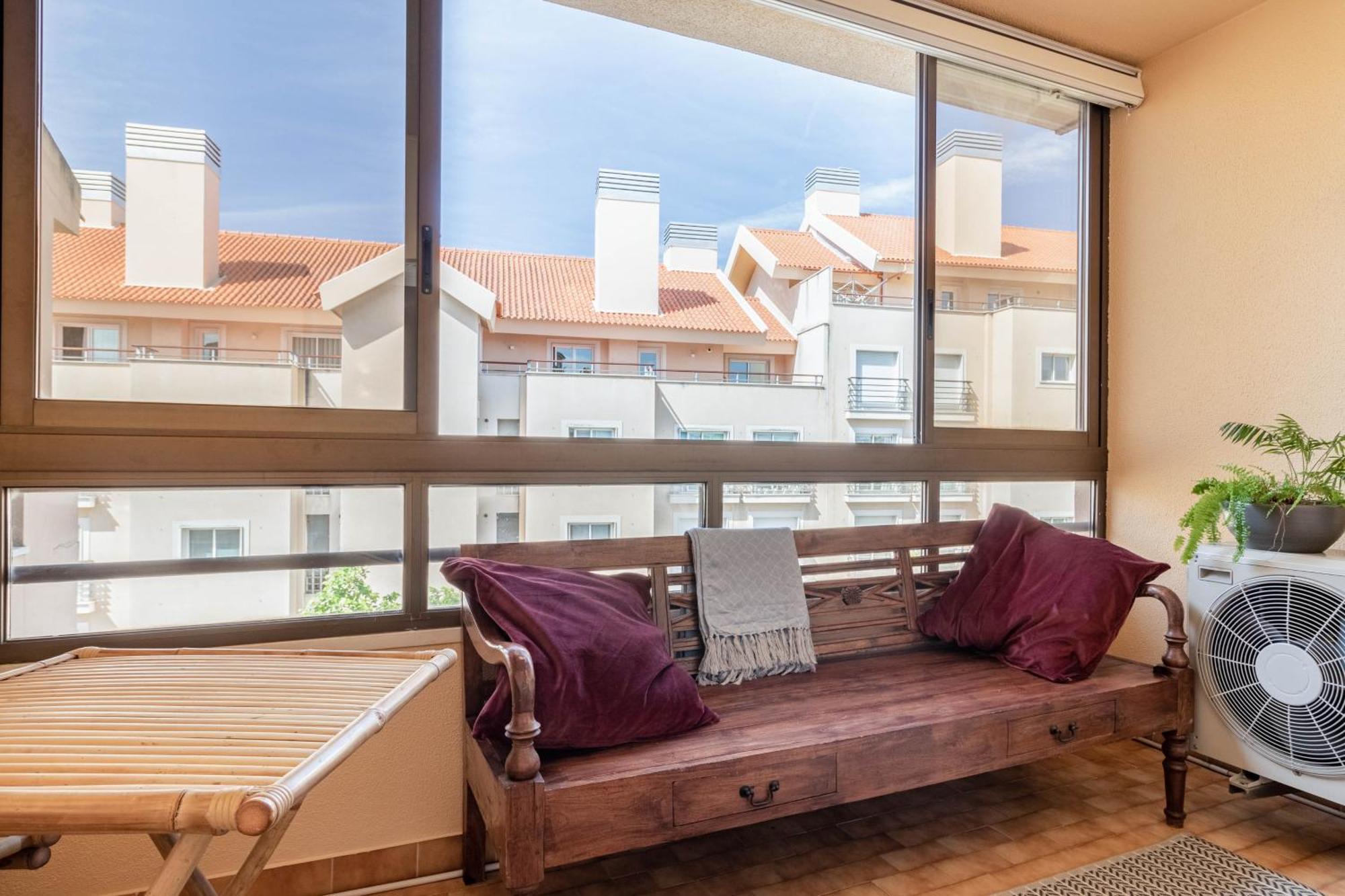 Central Cascais Apartment With Private Parking Exterior photo